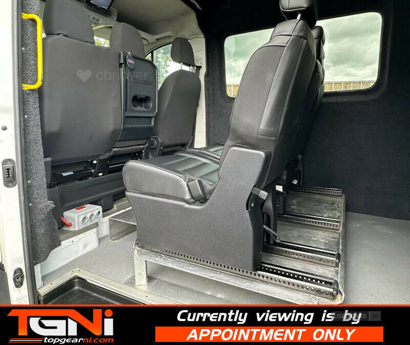 Volkswagen Crafter 2.0 Cr35 Tdi Bluemotion Tech Trendline 180 Bhp Mwb Silver #22
