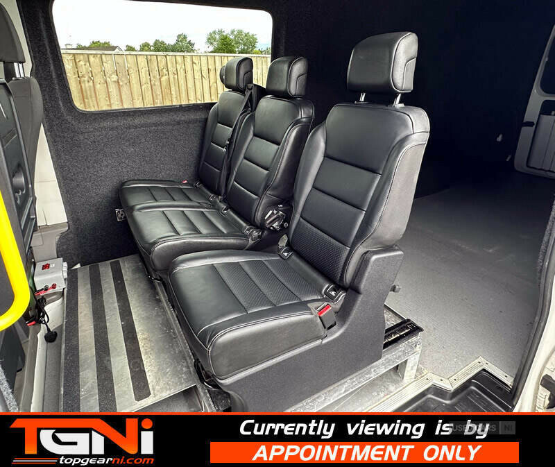 Volkswagen Crafter 2.0 Cr35 Tdi Bluemotion Tech Trendline 180 Bhp Mwb Silver #14