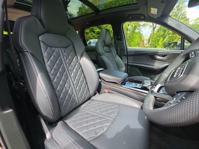 Audi SQ7 2024 4.0 Tfsi V8 Black Edition Tiptronic Quattro E Black #5