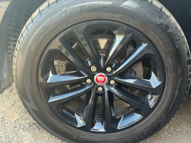 Jaguar F-Pace Suv 2.0 D180 R-sport Awd Euro 6 Ss 20 Black #24