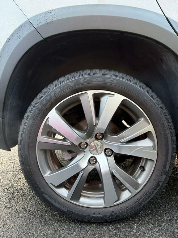 Peugeot 2008 Puretech Active 82 Grey #17