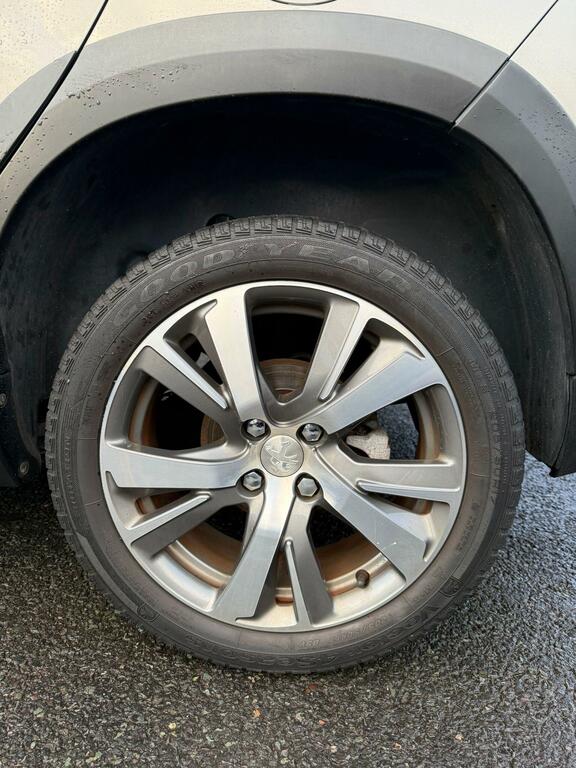 Peugeot 2008 Puretech Active 82 Grey #19