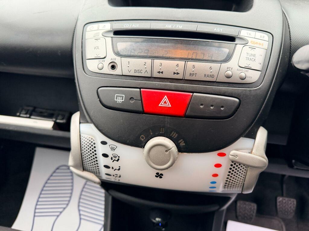 Toyota Aygo Fire Black #16