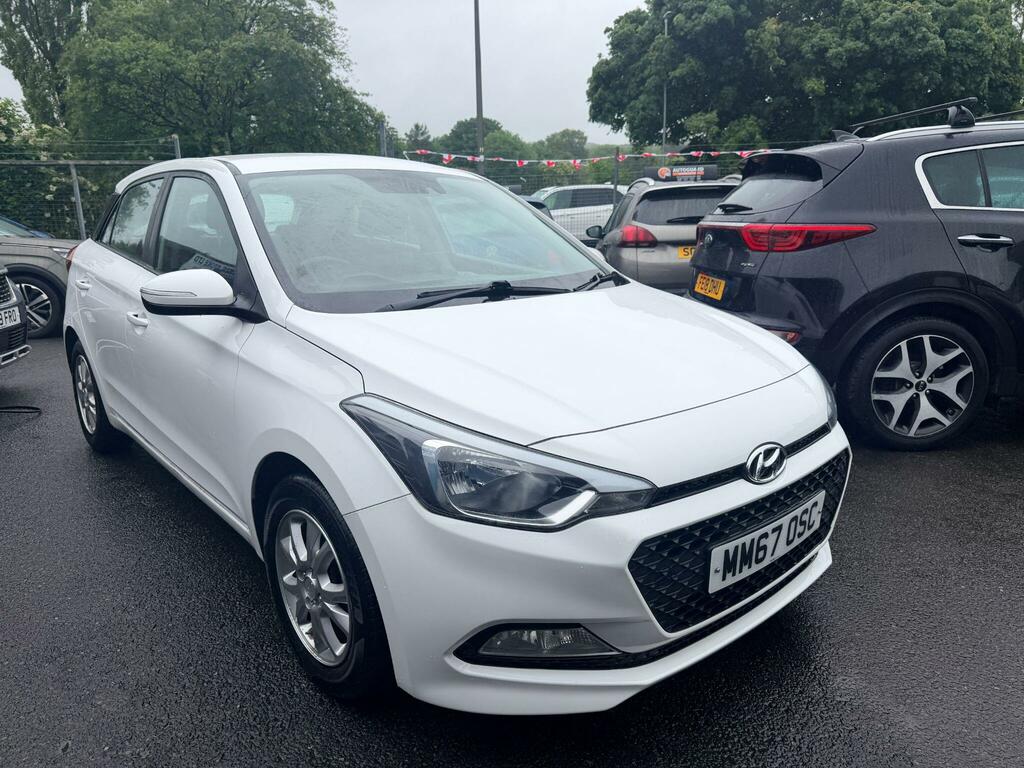 Hyundai I20 Active White #8