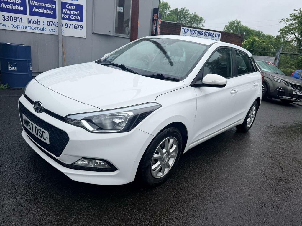 Hyundai I20 Active White #9