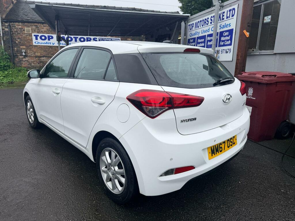 Hyundai I20 Active White #11