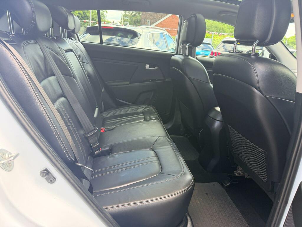 Kia Sportage Kx-4 Crdi White #17