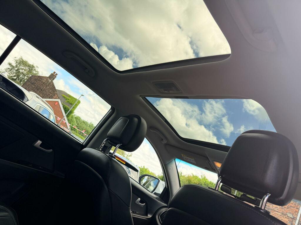 Kia Sportage Kx-4 Crdi White #32