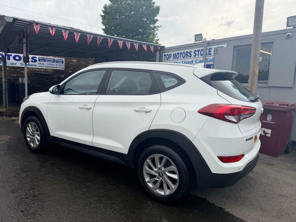 Hyundai Tucson 1.6 Gdi Blue Drive Se Nav Euro 6 Ss White #4