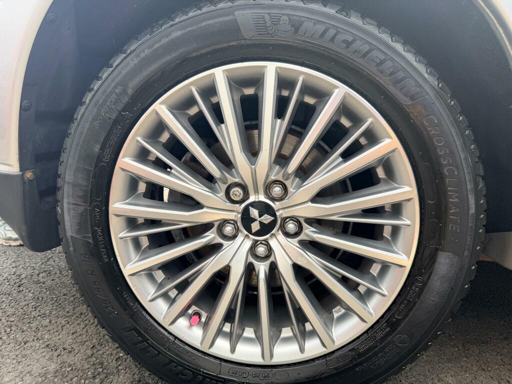 Mitsubishi Outlander Juro Silver #25
