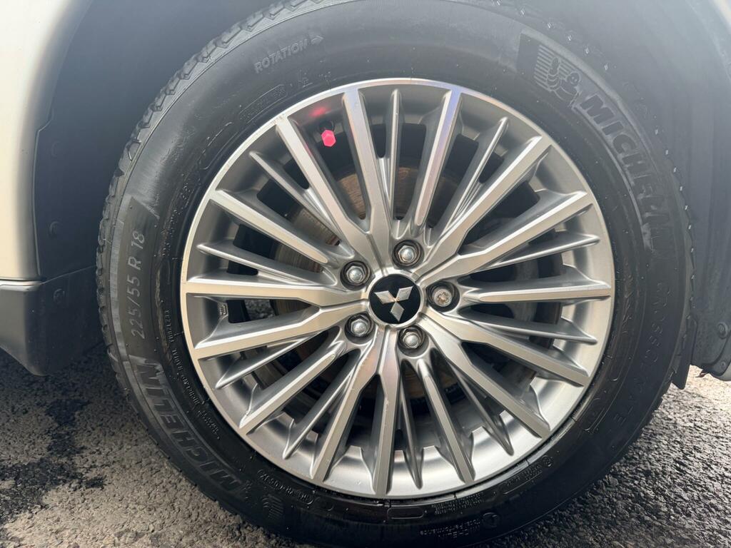 Mitsubishi Outlander Juro Silver #24