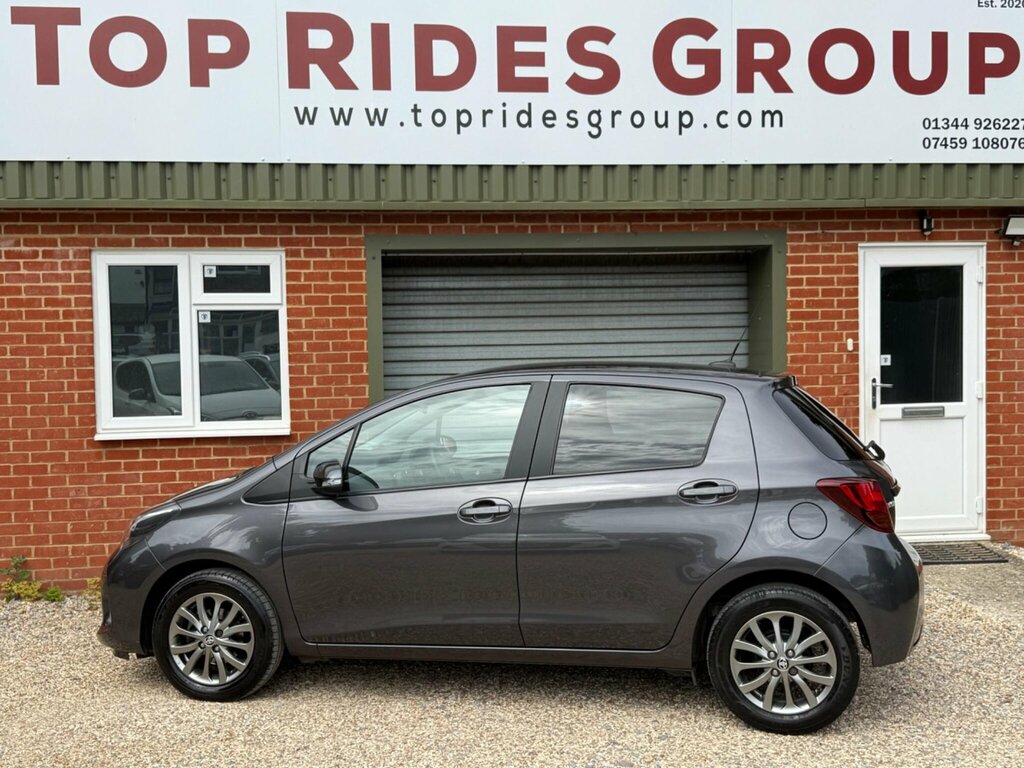 Toyota Yaris 1.33 Dual Vvt-i Icon Euro 6 RJ16VHF Grey #2