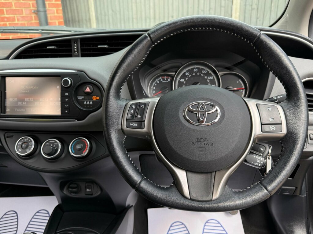 Toyota Yaris 1.33 Dual Vvt-i Icon Euro 6 RJ16VHF Grey #5