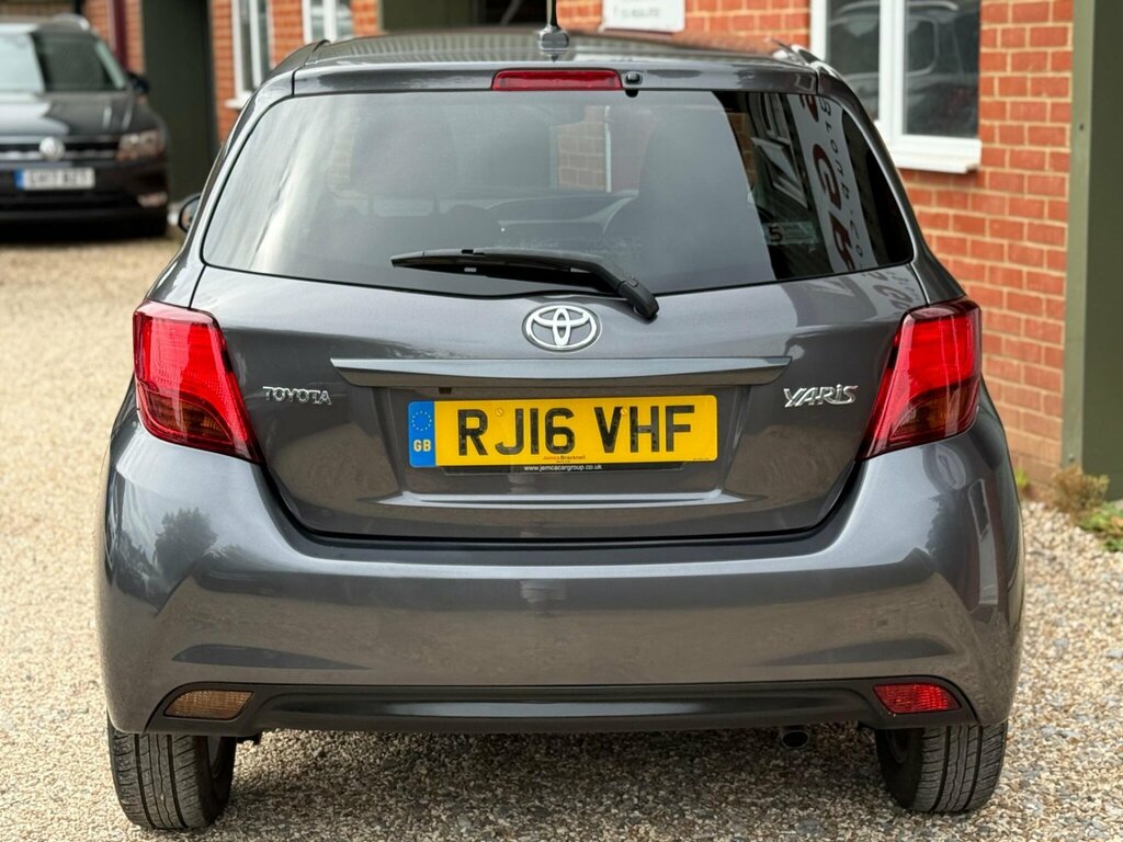 Toyota Yaris 1.33 Dual Vvt-i Icon Euro 6 RJ16VHF Grey #4