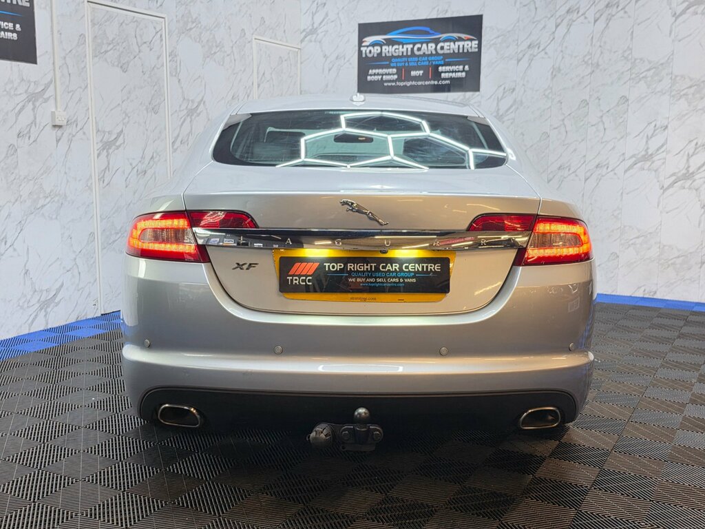 Jaguar XF 3.0D V6 Premium Luxury Saloon 240 Silver #4