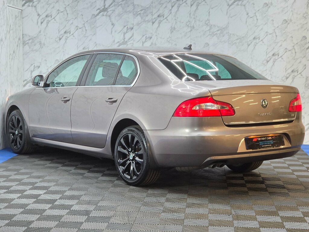 Skoda Superb 1.6 Tdi Se Plus Hatchback 105 P Purple #5