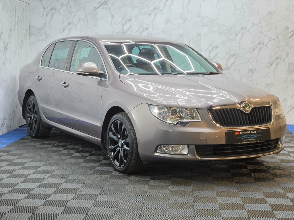 Skoda Superb 1.6 Tdi Se Plus Hatchback 105 P Purple