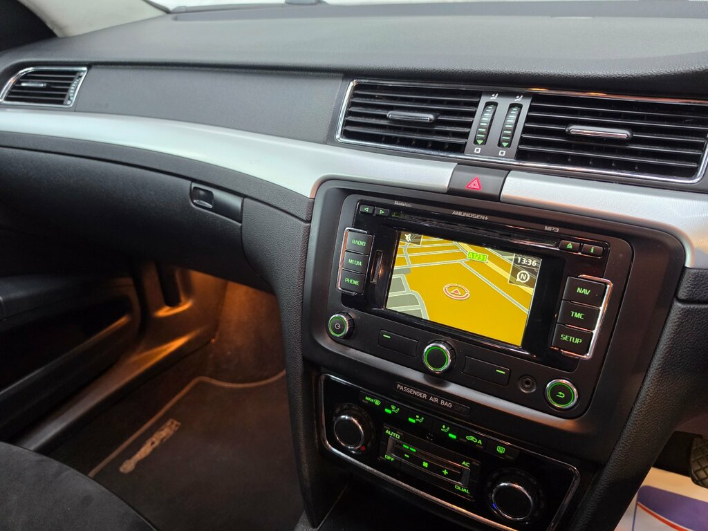 Skoda Superb 2.0 Elegance Tdi Cr Dsg 170 Bhp Grey #15