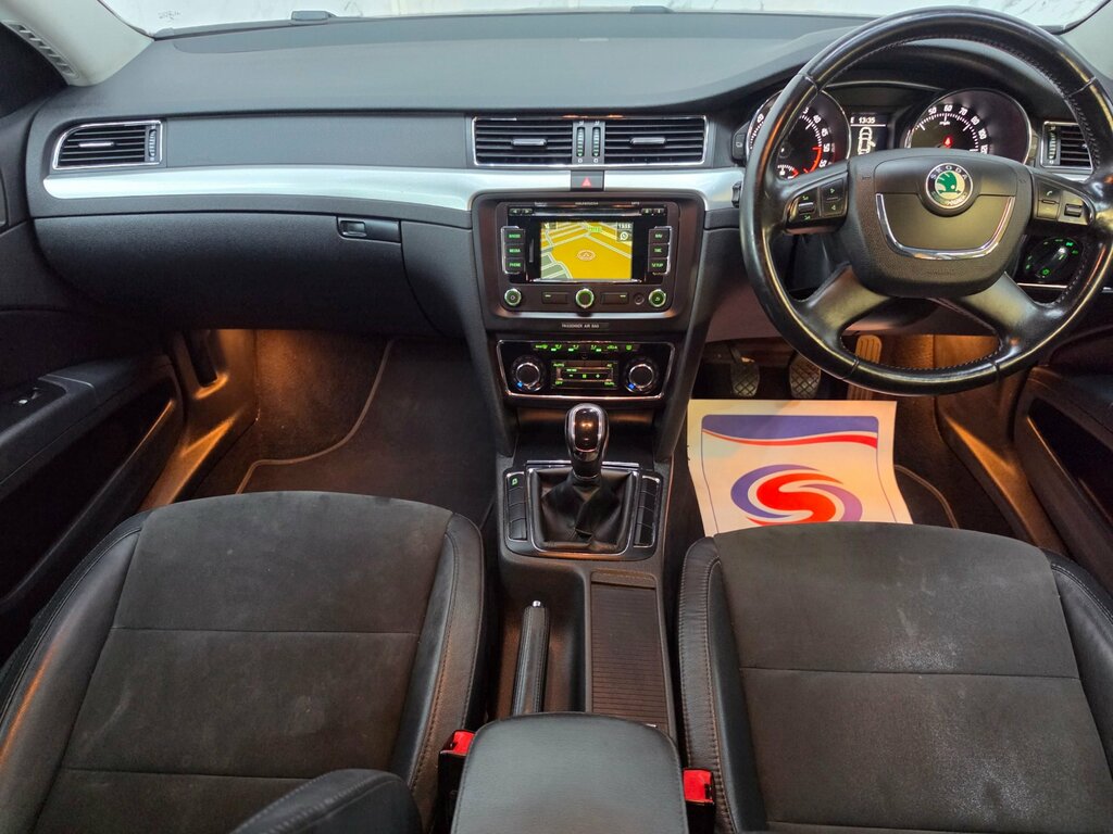 Skoda Superb 2.0 Elegance Tdi Cr Dsg 170 Bhp Grey #10