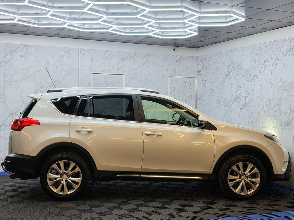 Toyota Rav 4 2.2 D-cat Invincible Suv 4Wd 150 Ps Die White #5