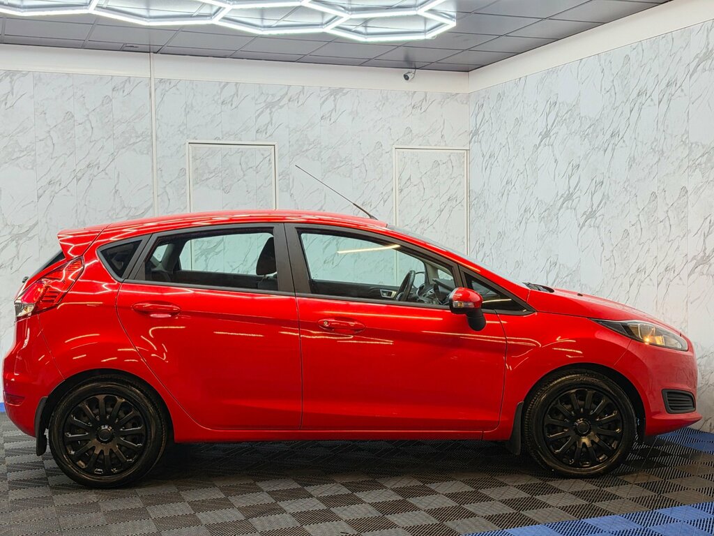 Ford Fiesta Fiesta Titanium X White #8