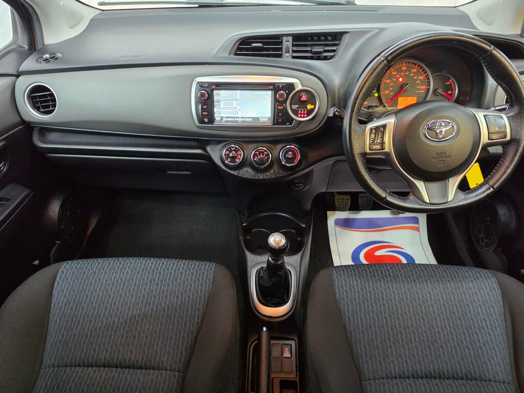 Toyota Yaris 1.4 D-4d Tr Red #10