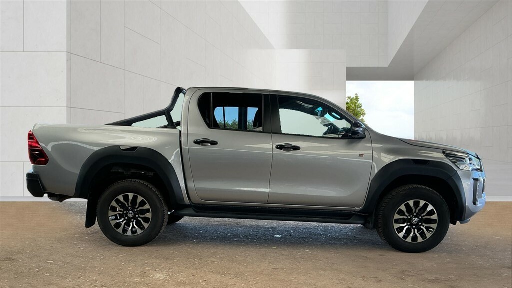 Toyota HILUX 2.8 D-4d Gr Sport 4Wd Euro 6 Ss Silver #3