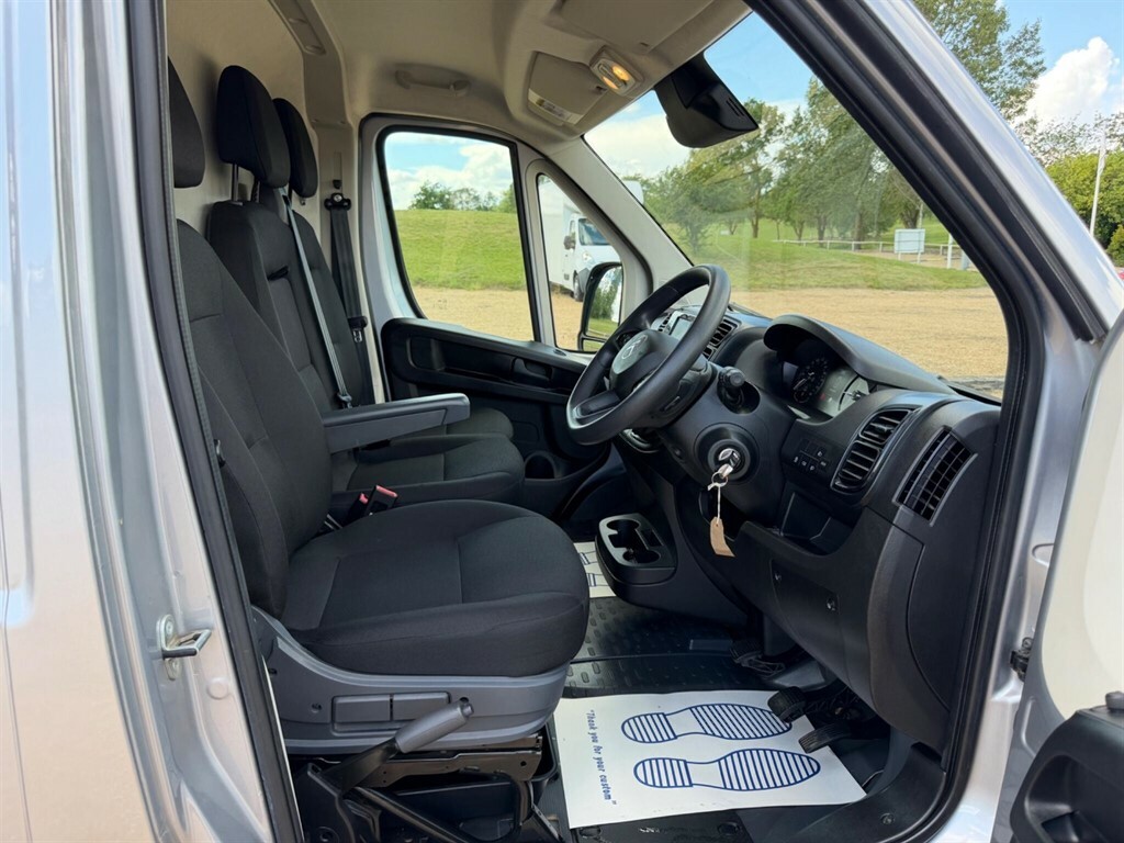 Citroen Relay 2.2L Enterprise Edition White #9