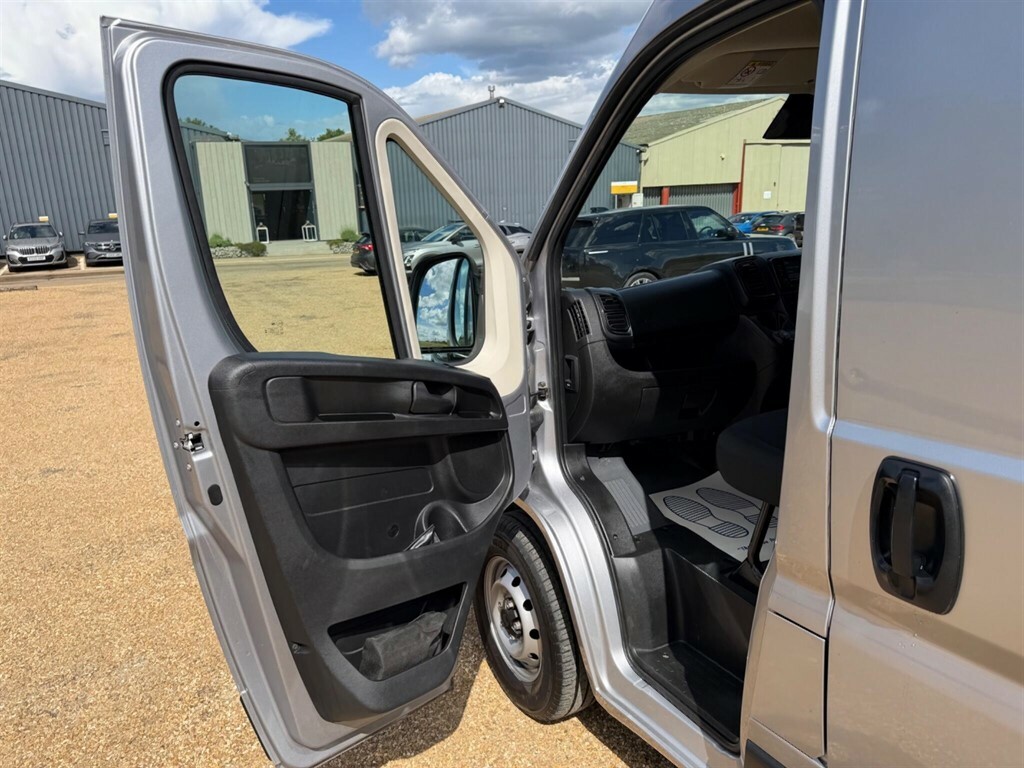 Citroen Relay 2.2L Enterprise Edition White #18