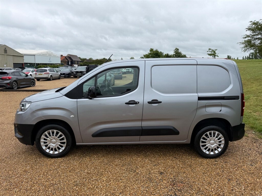 Toyota Proace City 1.5 City Bluehdi Icon Short Panel Van Swb Euro 6 MT72CYX Grey #4