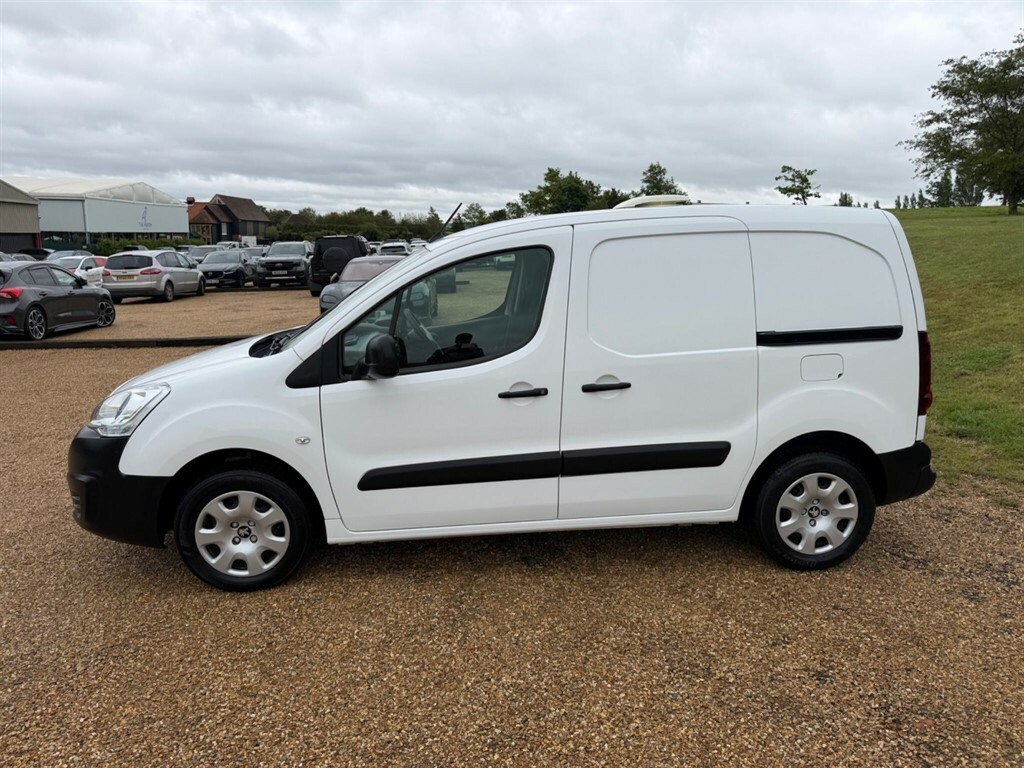 Peugeot Partner 1.6 Bluehdi 854 Professional L1 MC18JXL White #4