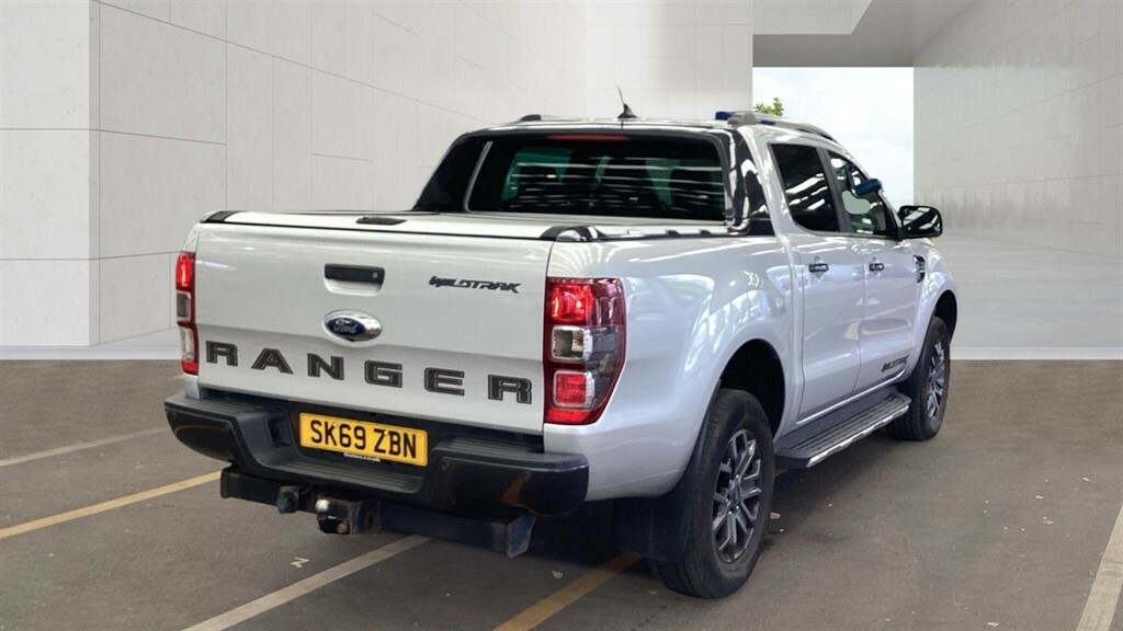 Ford Ranger Pick Up Double Cab Wildtrak 3.2 Tdci 200 White #2
