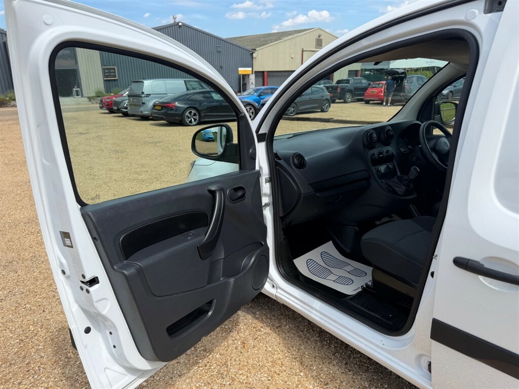 Mercedes-Benz CITAN   #18