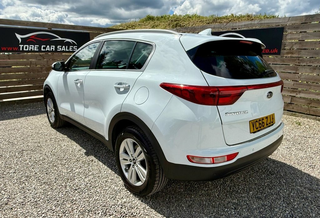Kia Sportage 1.7L 2 YC66ZJJ White #5