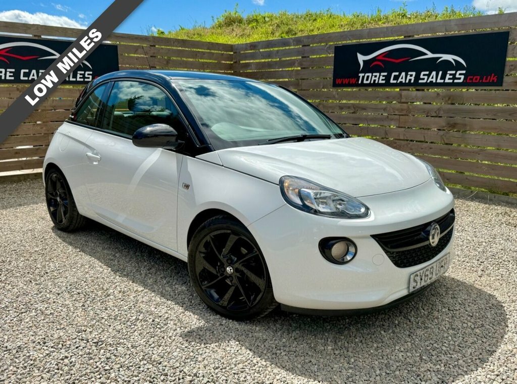 Vauxhall Adam 1.2L Griffin White