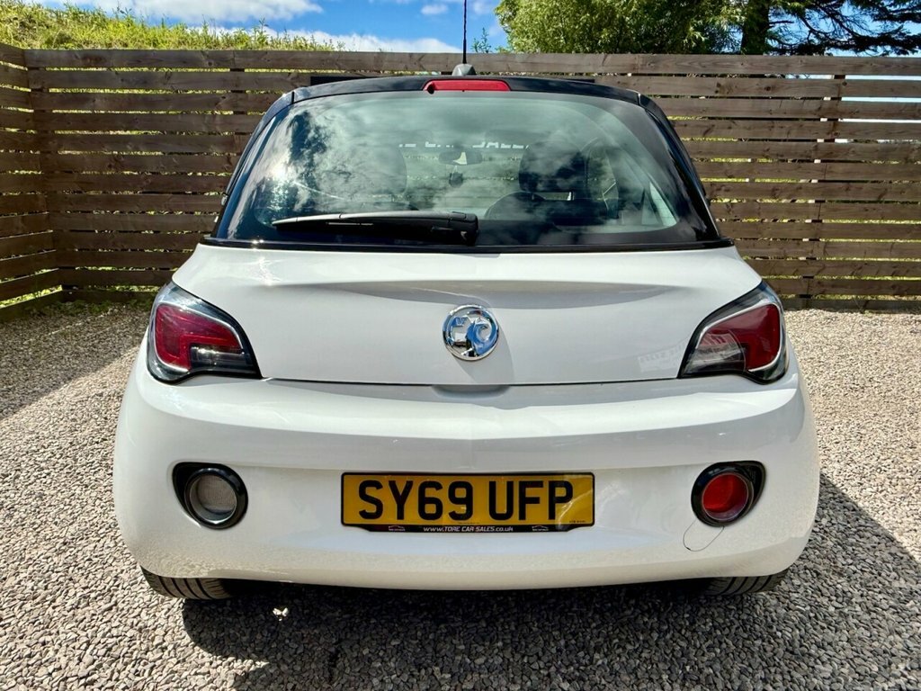Vauxhall Adam 1.2L Griffin White #4