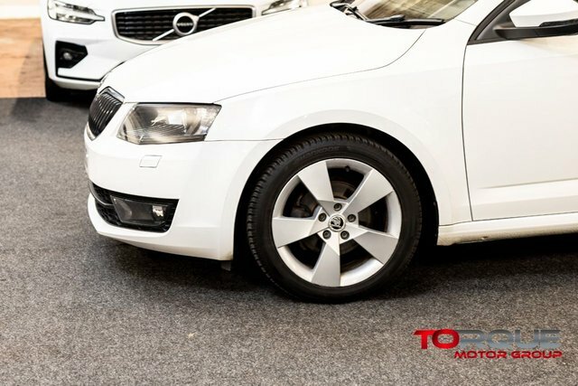 Skoda Octavia 1.6 Tdi Se Sport Estate Euro 6 White #6