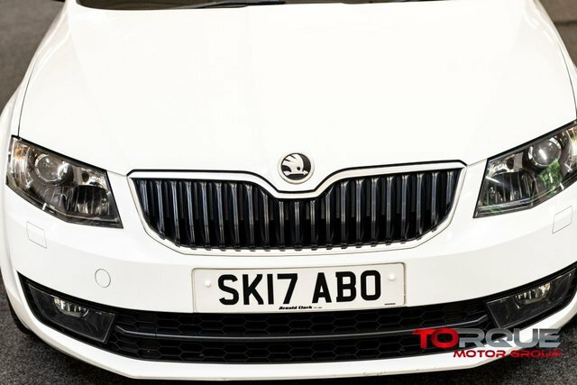 Skoda Octavia 1.6 Tdi Se Sport Estate Euro 6 White #5