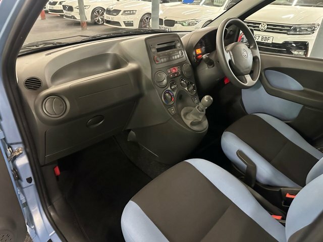 Fiat Panda 1.2 4X4 Hatchback 4X4 155 G Km Blue #5