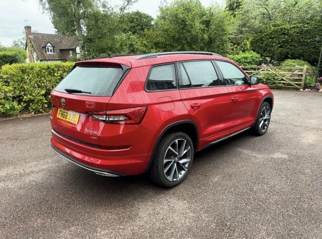 Skoda Kodiaq 2.0 Tsi Sportline Suv Dsg 4Wd Euro 6 S Red #4