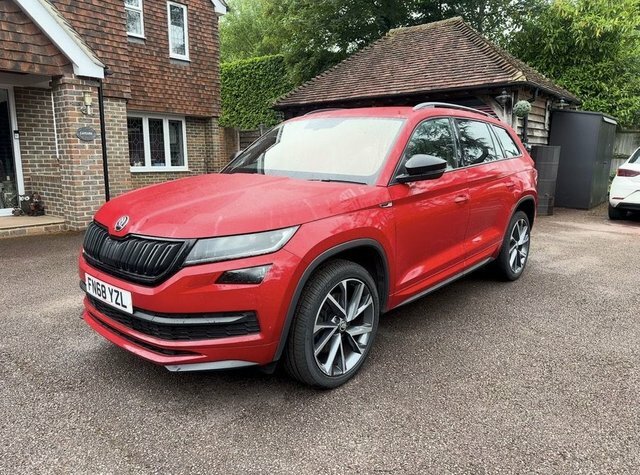 Skoda Kodiaq 2.0 Tsi Sportline Suv Dsg 4Wd Euro 6 S Red