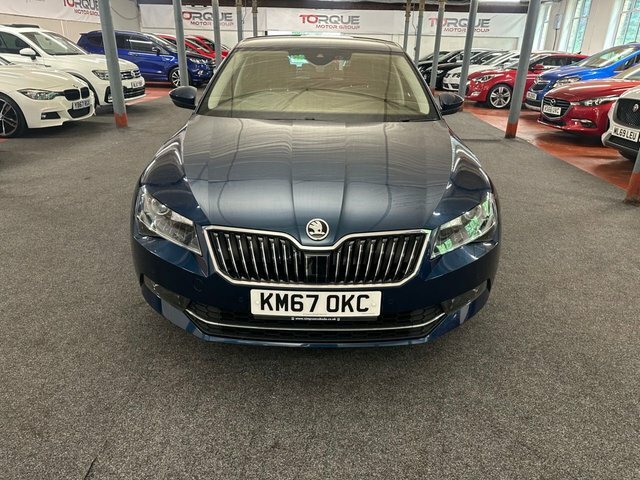 Skoda Superb 2.0 Tsi Laurin Klement Hatchback Dsg Blue #4