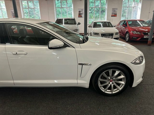 Jaguar XF D S V6 Premium Luxury U10001077 Black #26