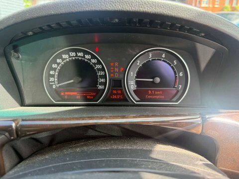 BMW 7 Series Saloon Grey #31