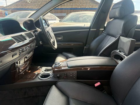 BMW 7 Series Saloon Grey #15