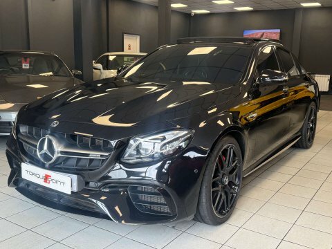 Mercedes-Benz E Class 4.0 Amg E Black #4