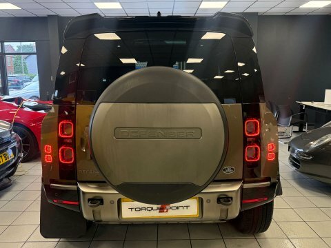 Land Rover Defender 3.0 Defender X Brown #6