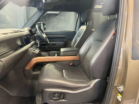 Land Rover Defender D250 X-dynamic S 110 Grey #10