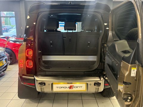 Land Rover Defender D250 X-dynamic S 110 Grey #19