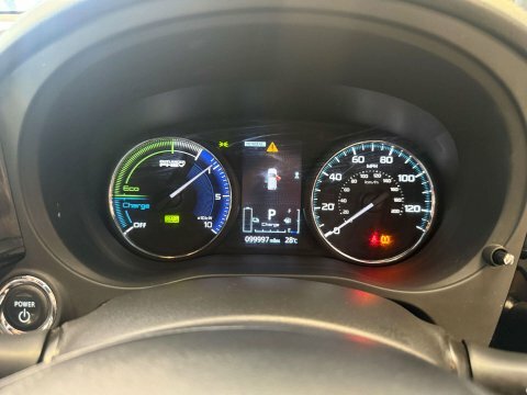 Mitsubishi Outlander Phev 5Hs White #14